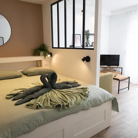 Aux Pieds Du Cube, Troyes, Parking Et Wi-fi Fibre Troyes
