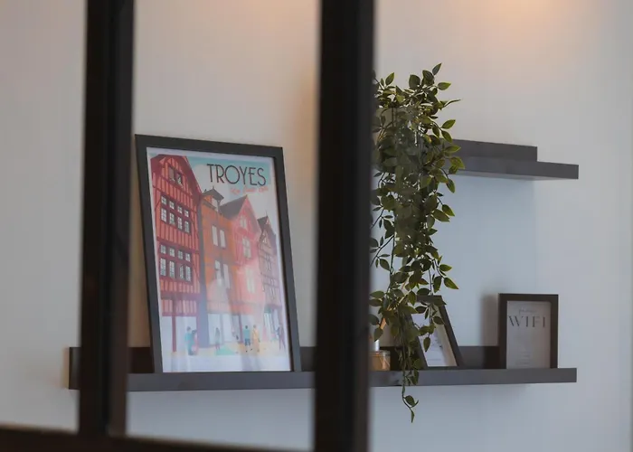 Apartamento - Aux Pieds Du Cube Troyes